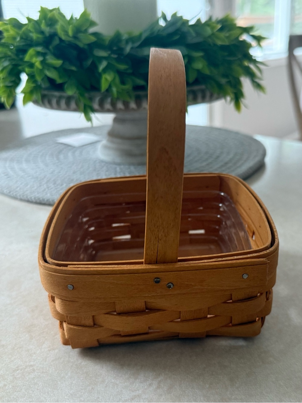 Longaberger 2002 Tarragon Booking Basket with Plastic Liner
